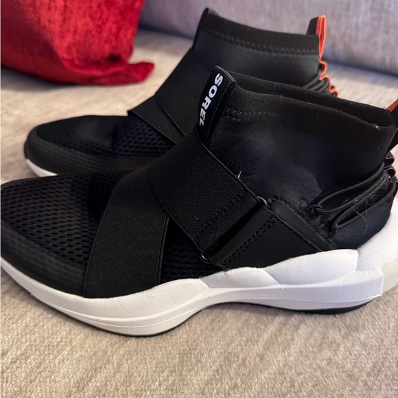 Sorrel slip on sneakers - Picture 2 of 4